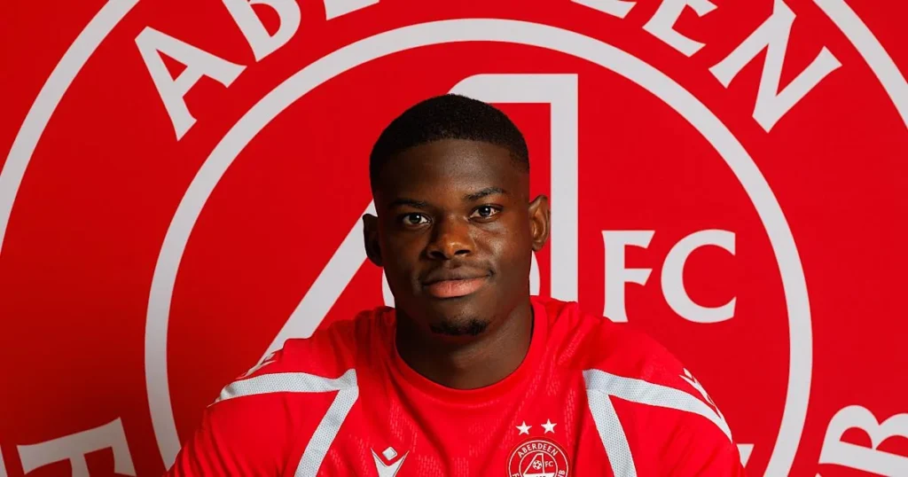 Mitchy Ntelo Joins Aberdeen for New Scottish Premiership Challenge