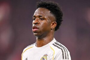Mourinho Defends Vinicius After Tense Espanyol Clash